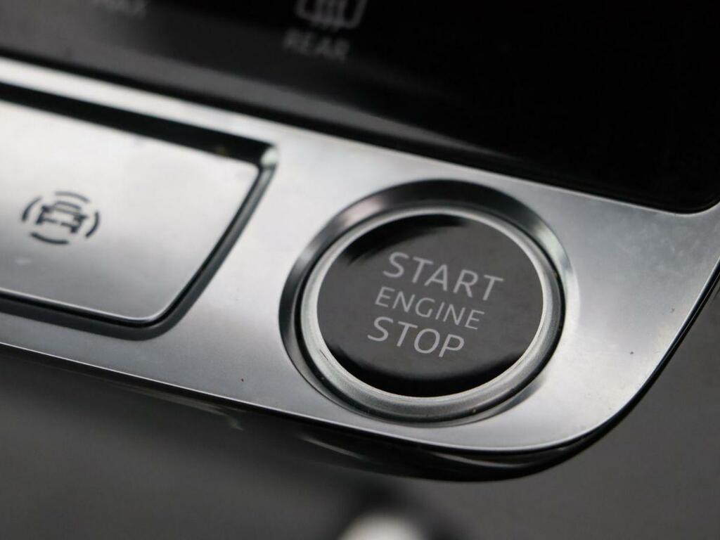 Audi Q8 55 Tfsi Quattro S Line Tiptronic Leather Black #39