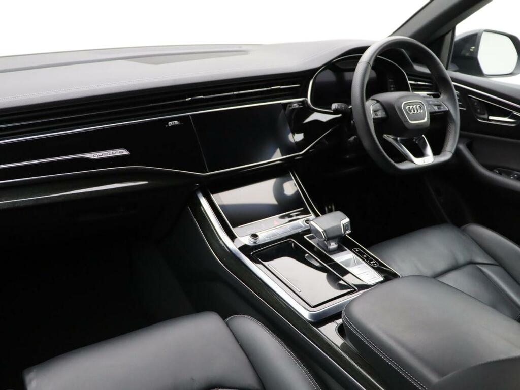Audi Q8 55 Tfsi Quattro S Line Tiptronic Leather Black #2