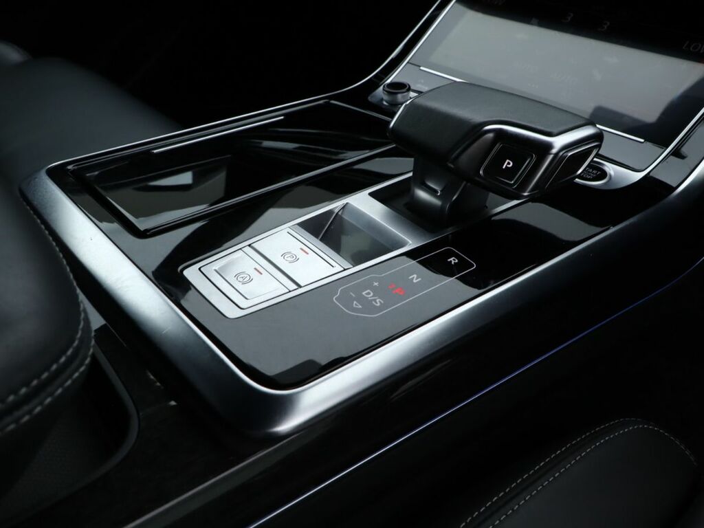 Audi Q8 55 Tfsi Quattro S Line Tiptronic Leather Black #17