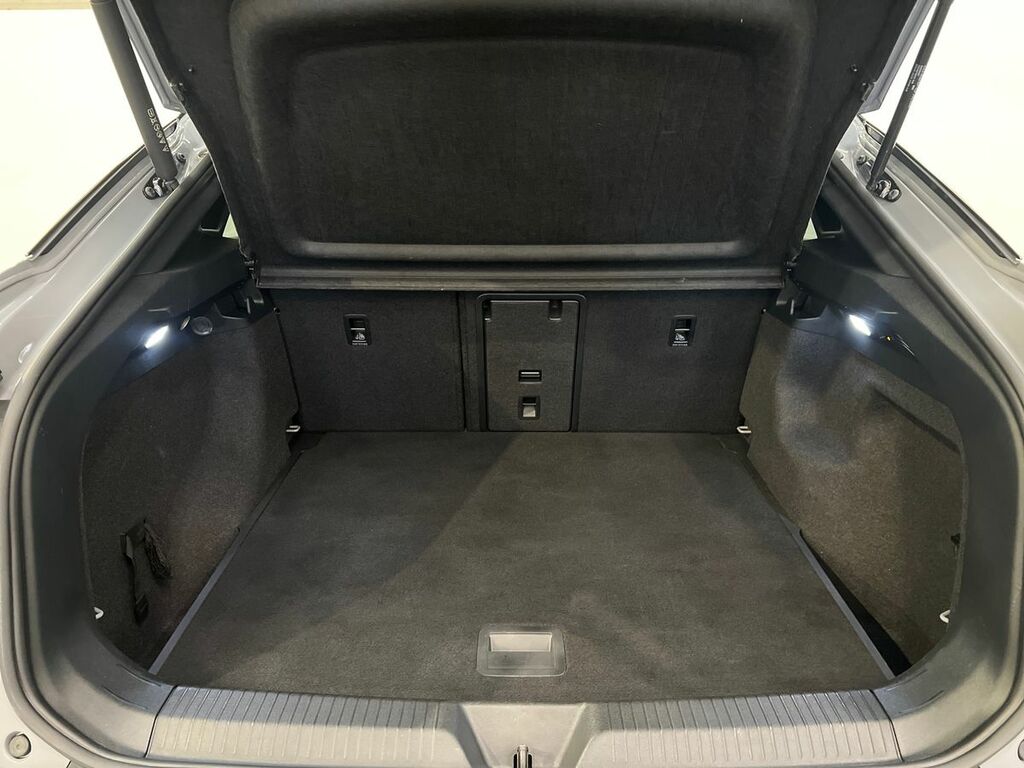 Volkswagen ID.5 Tech Pro Performance Black #10