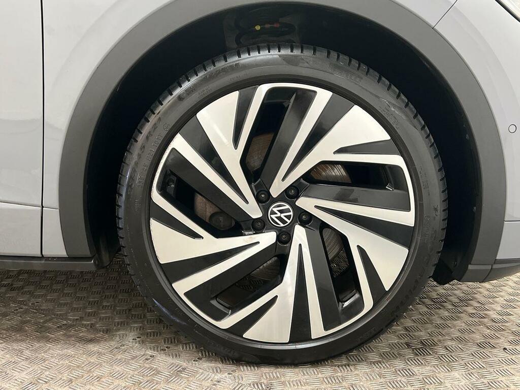 Volkswagen ID.5 Tech Pro Performance Black #5