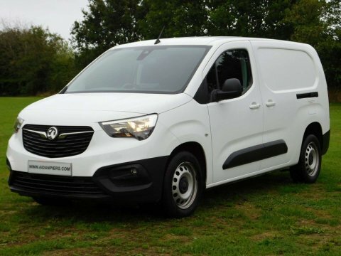 Vauxhall Combo 1.5 Turbo D White #5