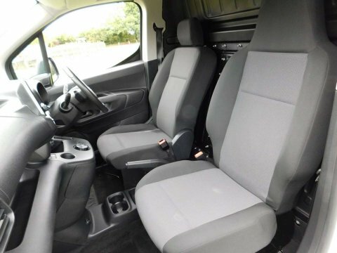 Vauxhall Combo #11