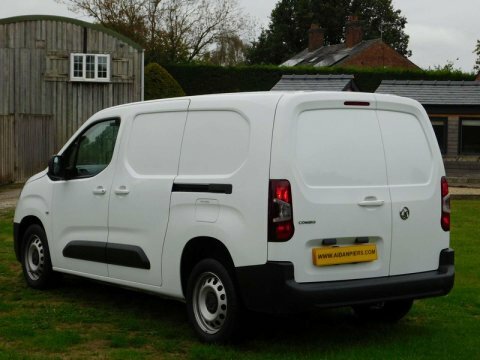 Vauxhall Combo 1.5 Turbo D White #2