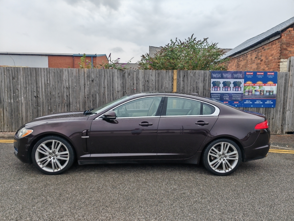 Jaguar XF 3.0 V6 Portfolio Red #5