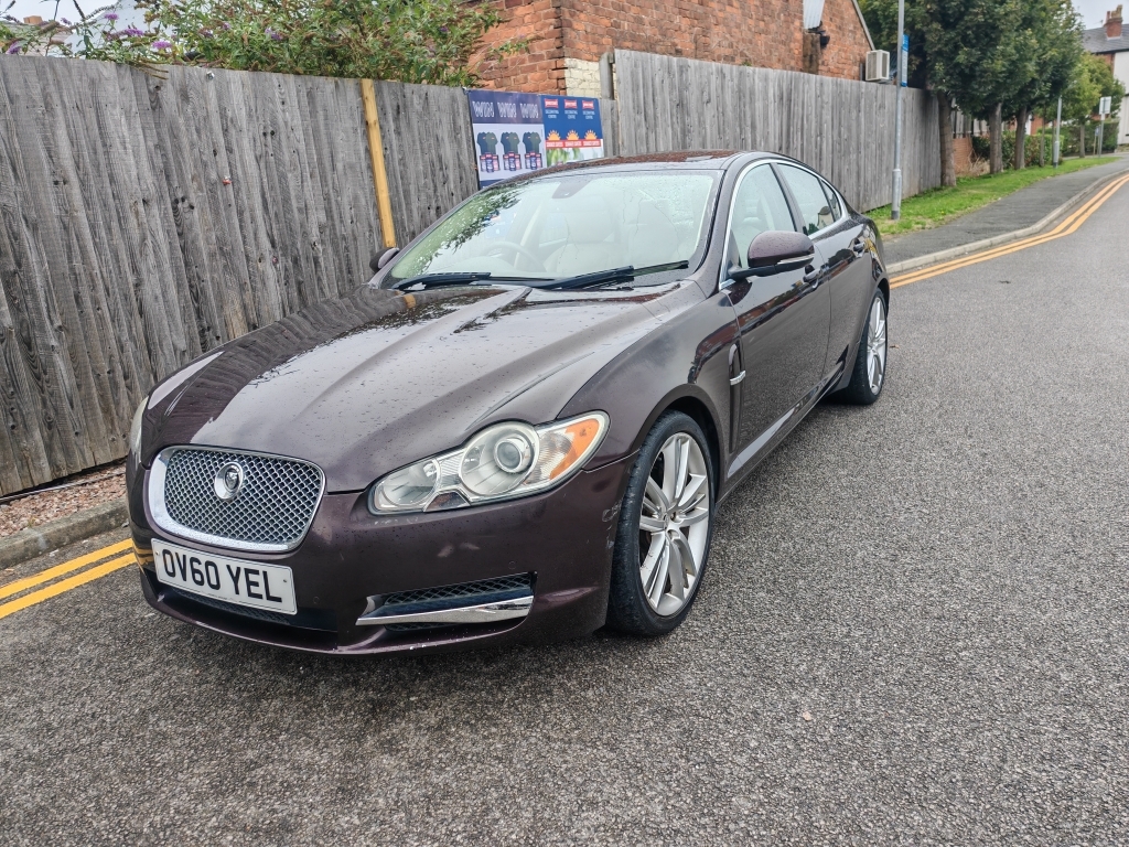 Jaguar XF 3.0 V6 Portfolio Red #4