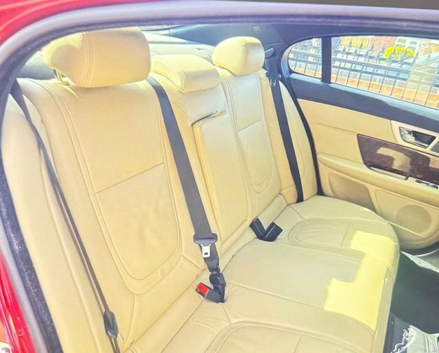 Jaguar XF 2.2D Luxury Saloon MW63KVY Red #6