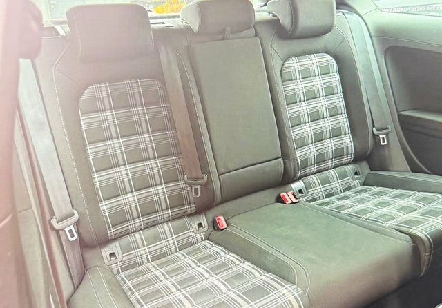 Volkswagen Golf 2.0 Tdi Bluemotion Tech GN14GVY Red #6