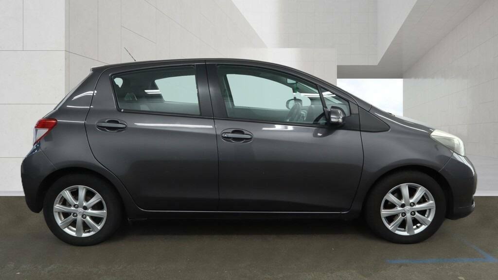 Toyota Yaris 1.33 Vvt-i T Spirit Multidrive S LO62YDZ Grey #5