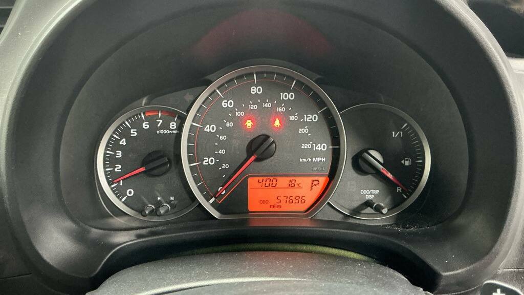 Toyota Yaris 1.3 Tr 5-Door Low Mileage Full Service History Black #12