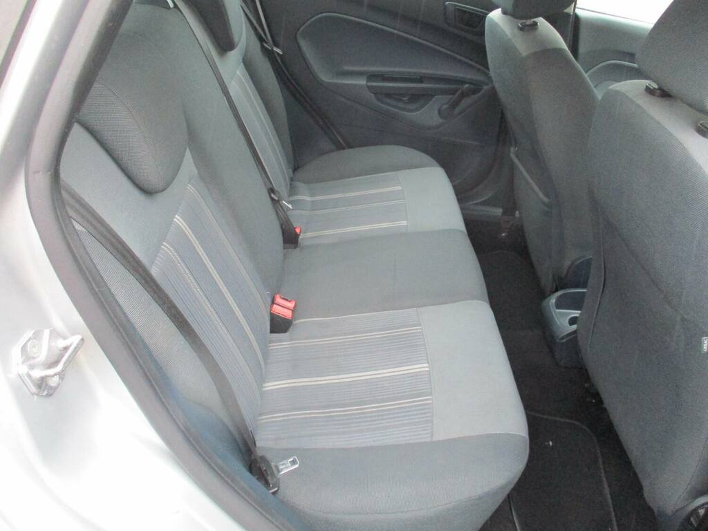 Ford Fiesta Hatchback Red #10