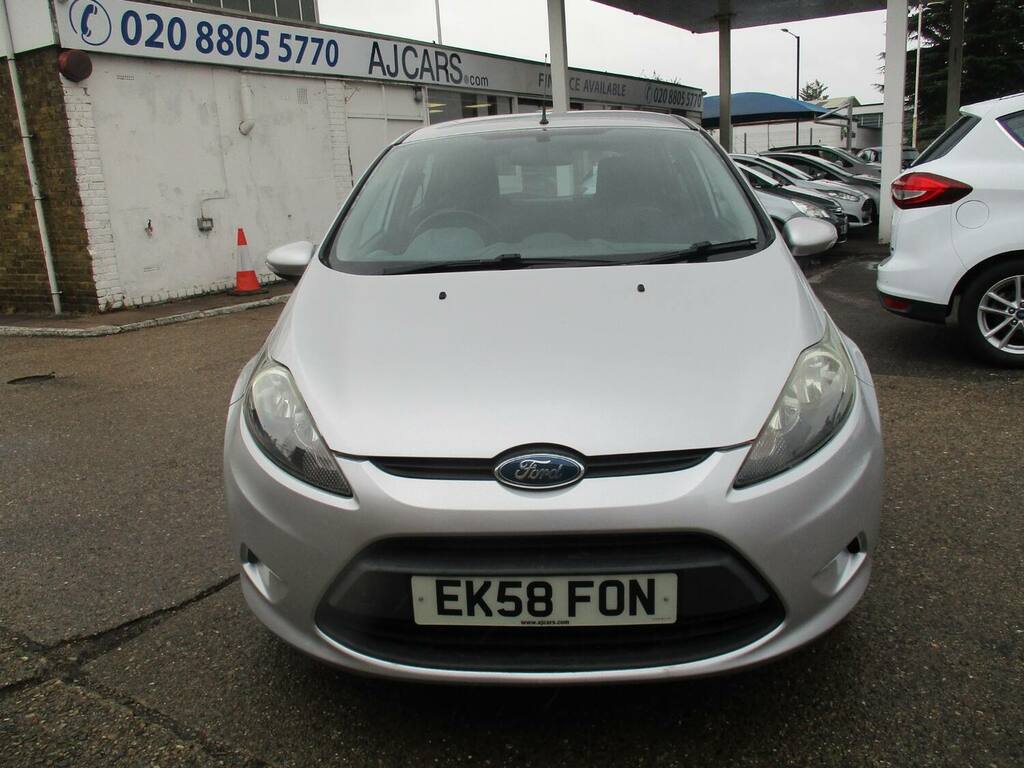 Ford Fiesta Hatchback Red #7