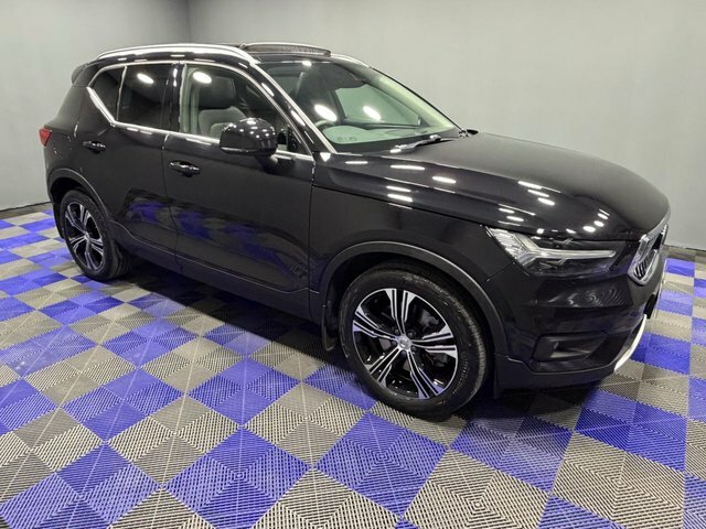 Volvo XC40 2020 1.5H T5 Twin Engine Recharge 10.7Kwh Inscript Black #4