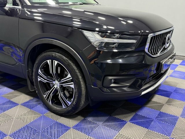Volvo XC40 2020 1.5H T5 Twin Engine Recharge 10.7Kwh Inscript Black #3