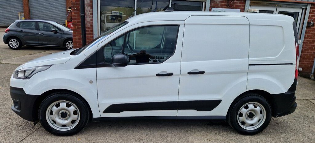 Ford Transit Connect 1.5L Leader MA71WFM White #4