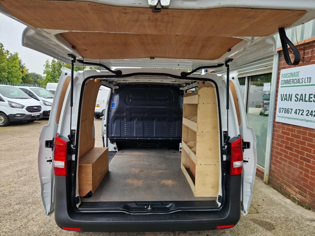 Mercedes-Benz Vito 1.7L Progressive White #2