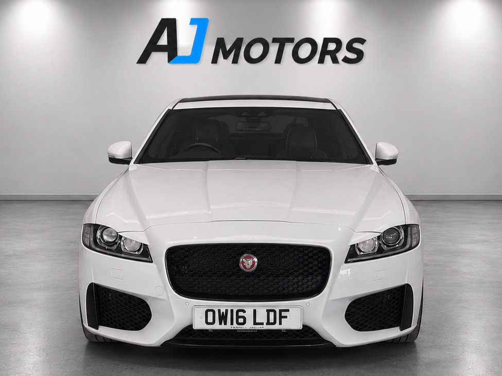 Jaguar XF 3.0D V6 S Saloon Euro 6 S S 300 OW16LDF White #2