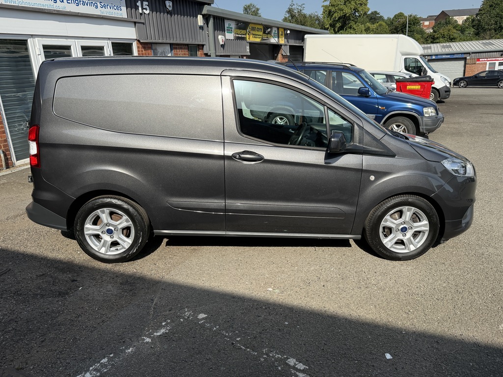 Ford Transit Courier Mpv P073MGJ Grey #4