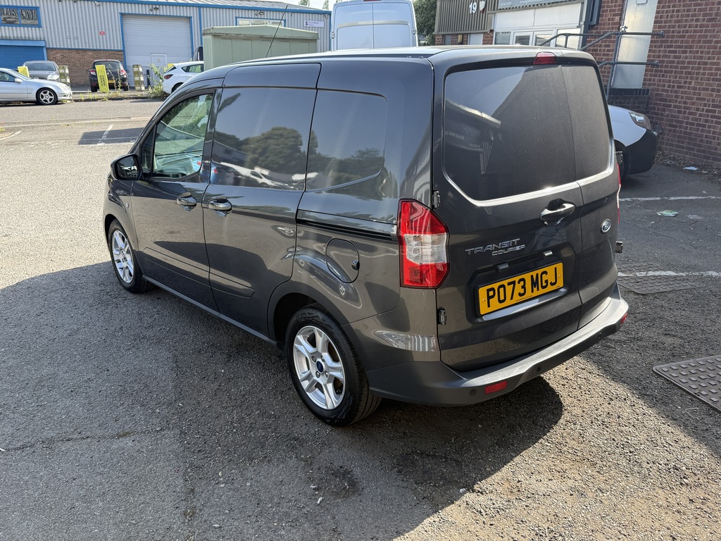 Ford Transit Courier Mpv P073MGJ Grey #5