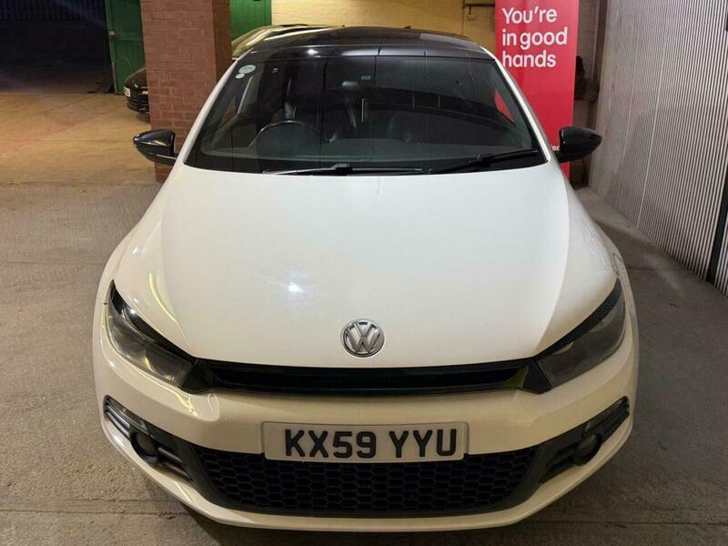 Volkswagen Scirocco 2.0 Tsi Gt Dsg White #2