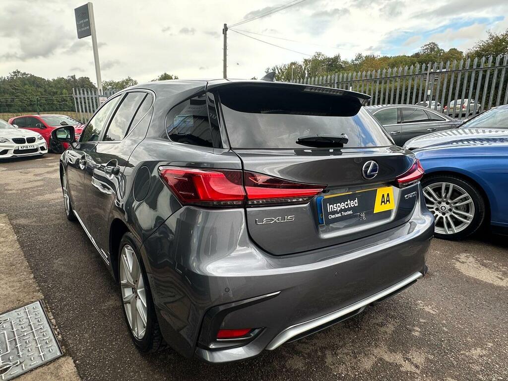 Lexus CT  White #9