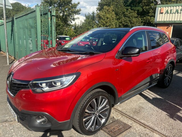 Renault Kadjar Diesel ML66BDE Red #2