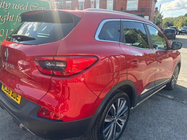 Renault Kadjar Diesel ML66BDE Red #5