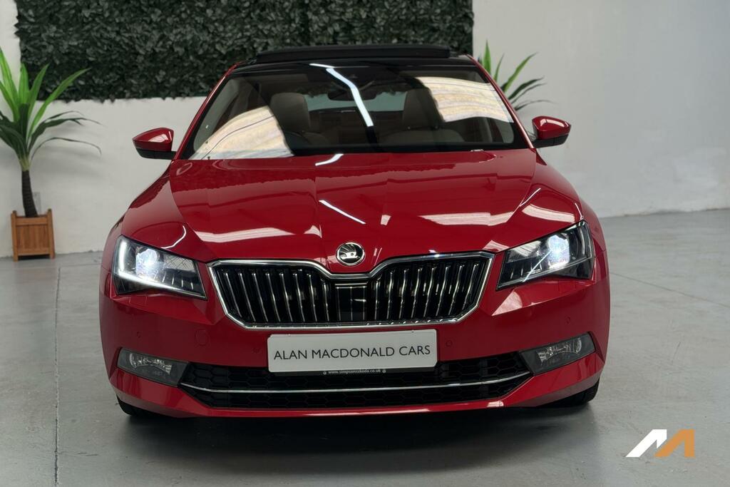 Skoda Superb 2.0 Tsi Laurin Klement Hatchback Dsg Red #2