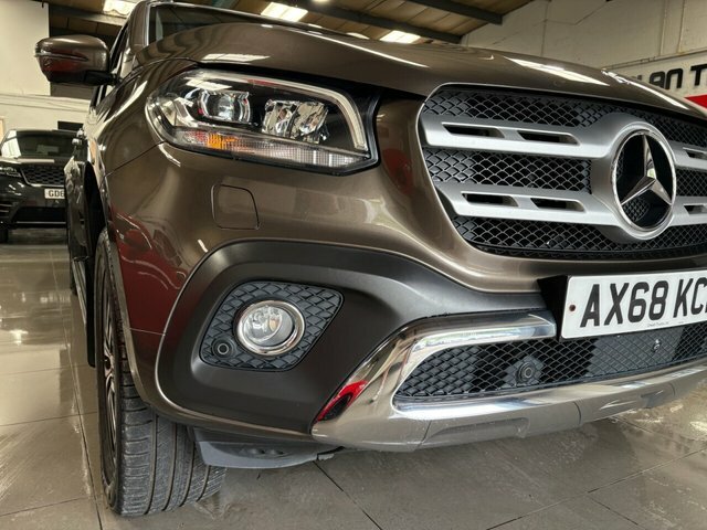 Mercedes-Benz X Class D 4Matic Progressive Red #10
