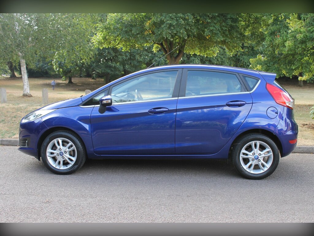Ford Fiesta 1.25 Zetec Hatchback Euro 6 82 Blue #2