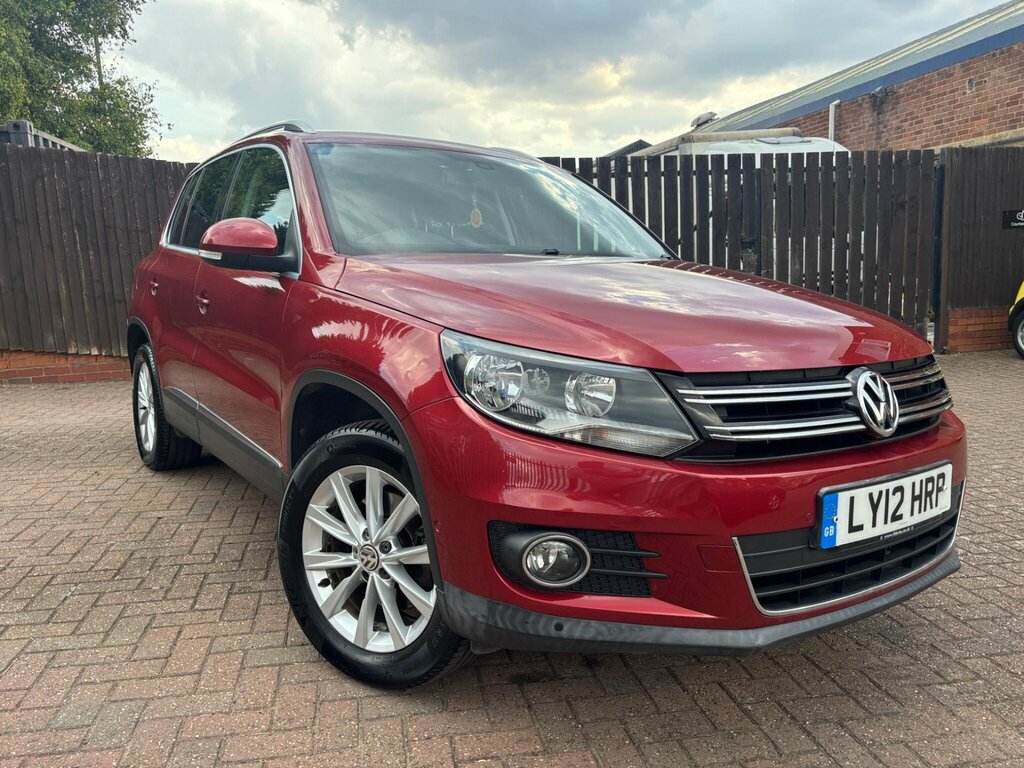 Volkswagen Tiguan 2.0 Tdi Bluemotion Tech Se Dsg 4Wd Euro 5 Ss Red