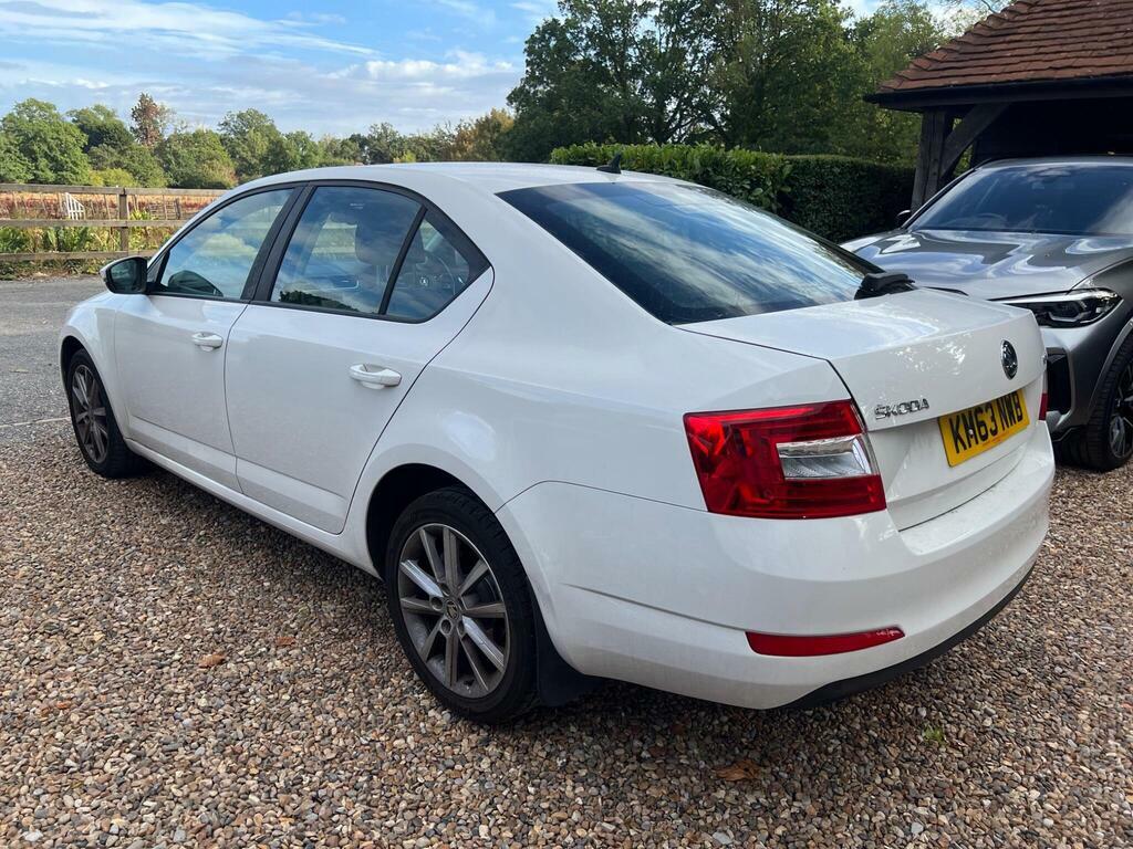 Skoda Octavia 2.0 Tdi Elegance Dsg Euro 5 S S White #3