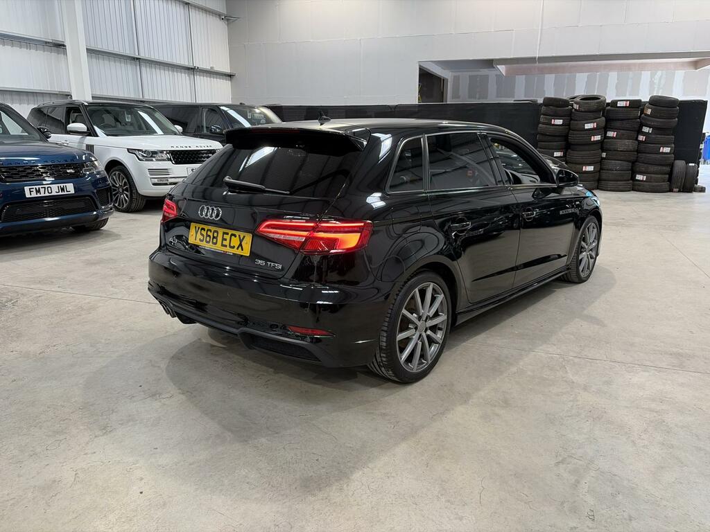 Audi A3 1.5 Tfsi Cod 35 Black Edition Sportback YS68ECX Black #3
