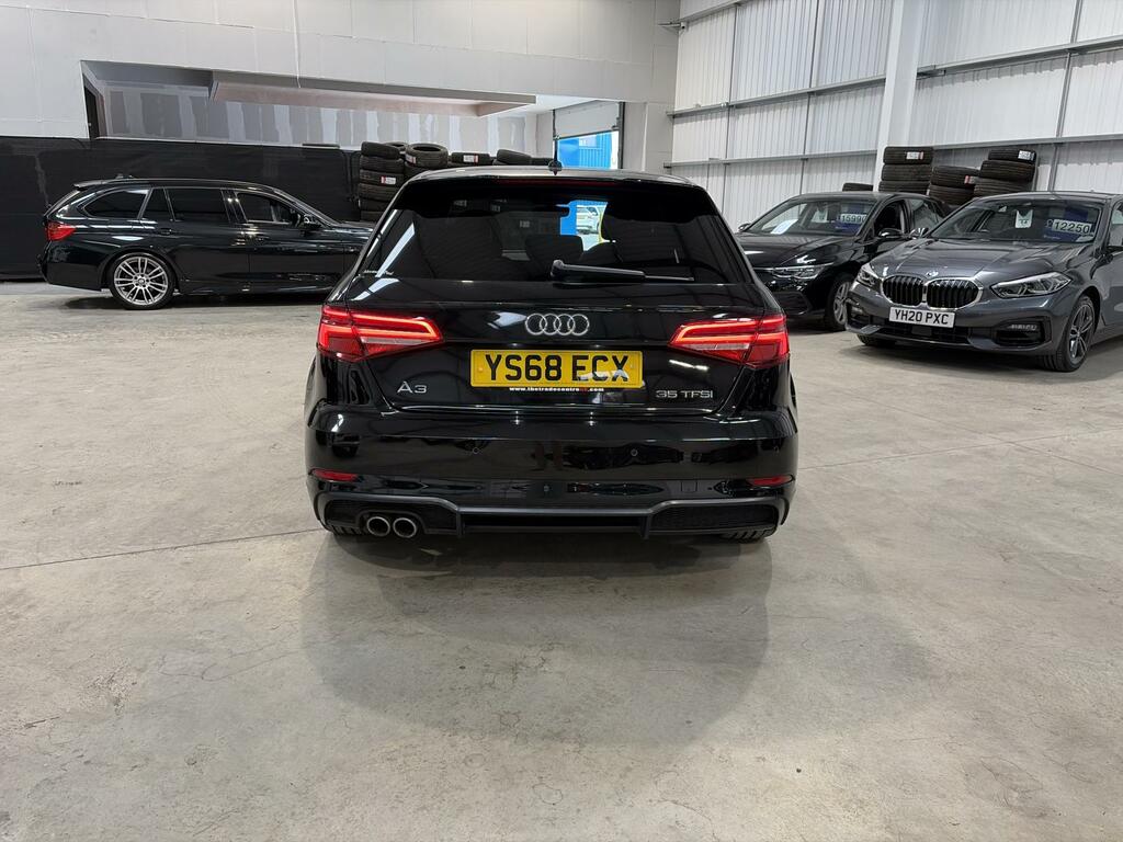Audi A3 1.5 Tfsi Cod 35 Black Edition Sportback YS68ECX Black #4