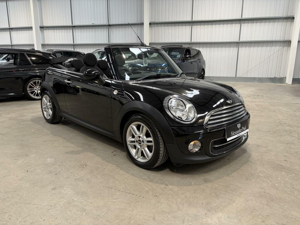 Mini Convertible 1.6 Cooper Convertible Euro 6 122 Black