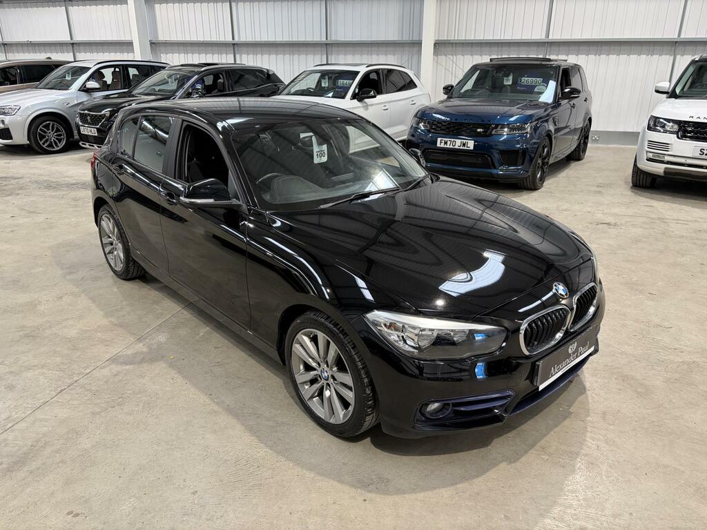 BMW 1 Series Sport Black