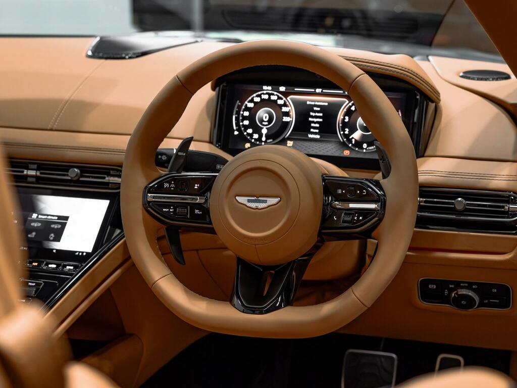 Aston Martin DB12 V8 2dr Auto Green #19