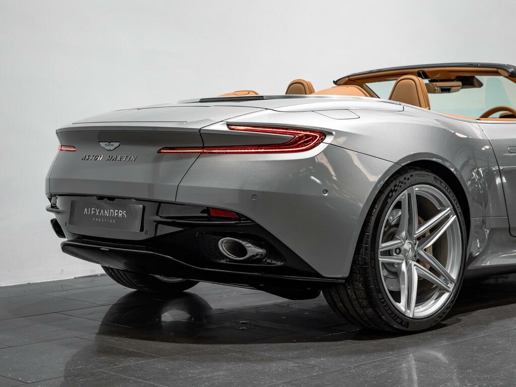 Aston Martin DB12 V8 2dr Auto Green #11