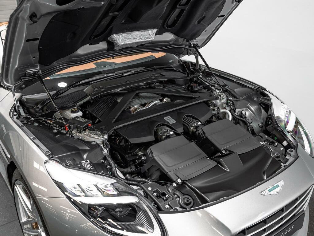 Aston Martin DB12 V8 2dr Auto Green #17
