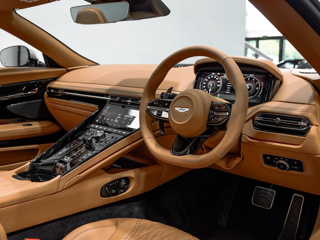 Aston Martin DB12 V8 2dr Auto Green #18