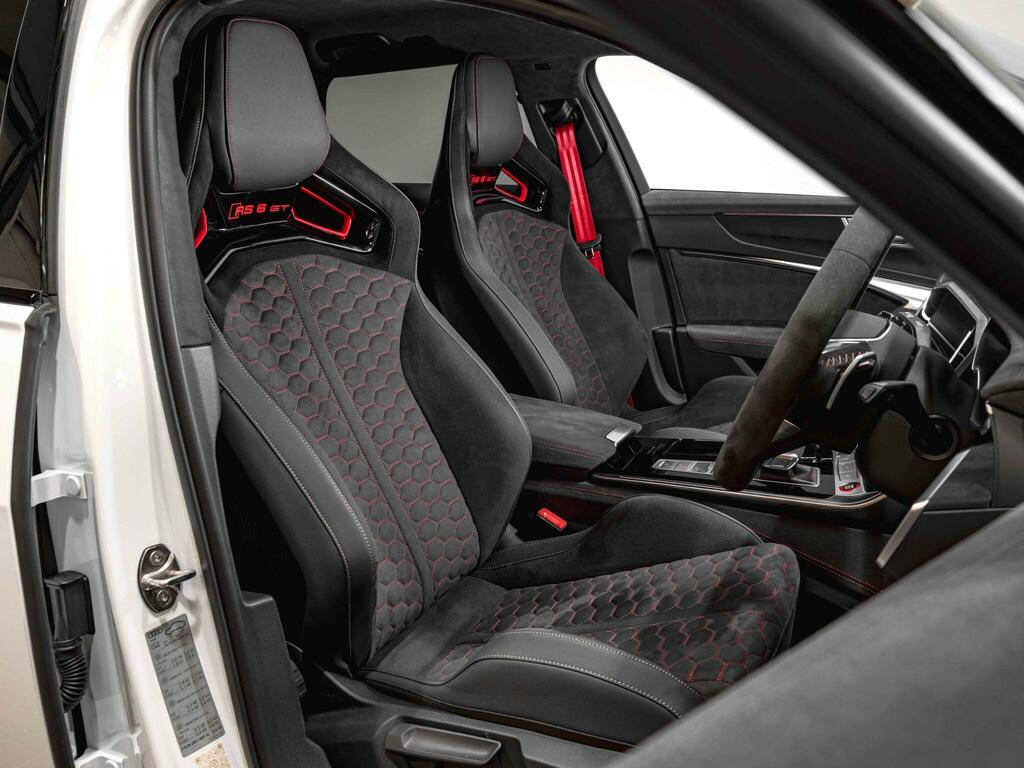 Audi RS6 Avant Automatic Black #2