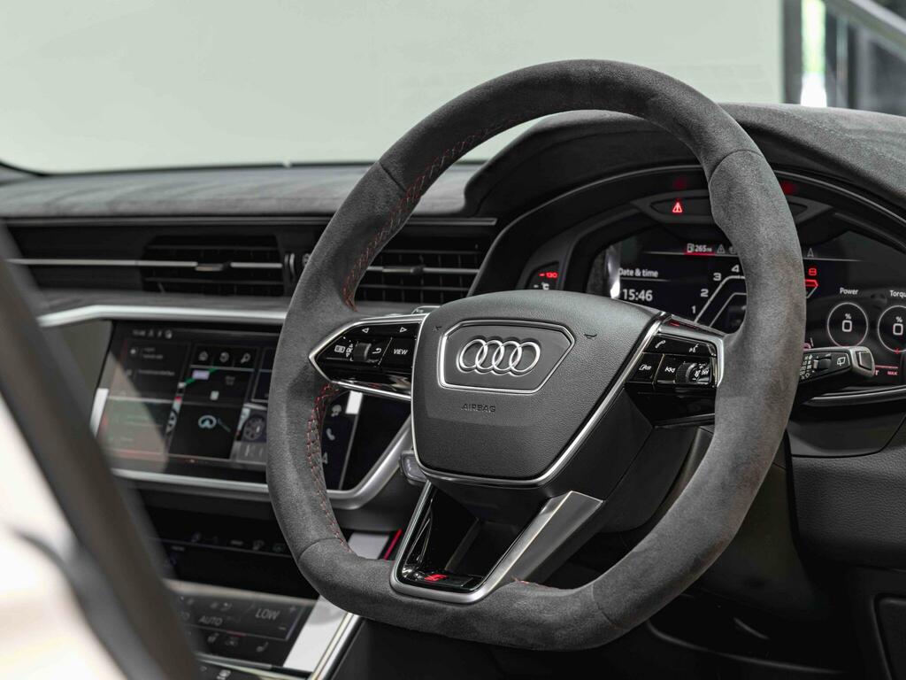 Audi RS6 Avant Automatic Black #22