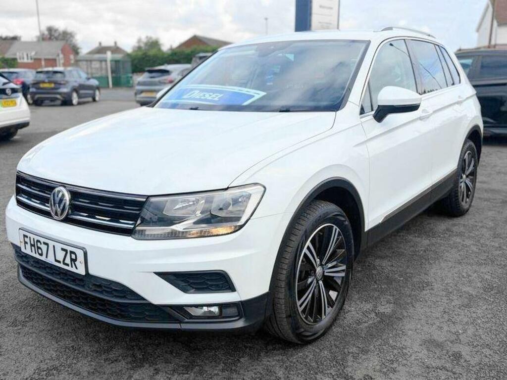 Volkswagen Tiguan 2.0 Tdi Se Navigation Suv 4Motio White