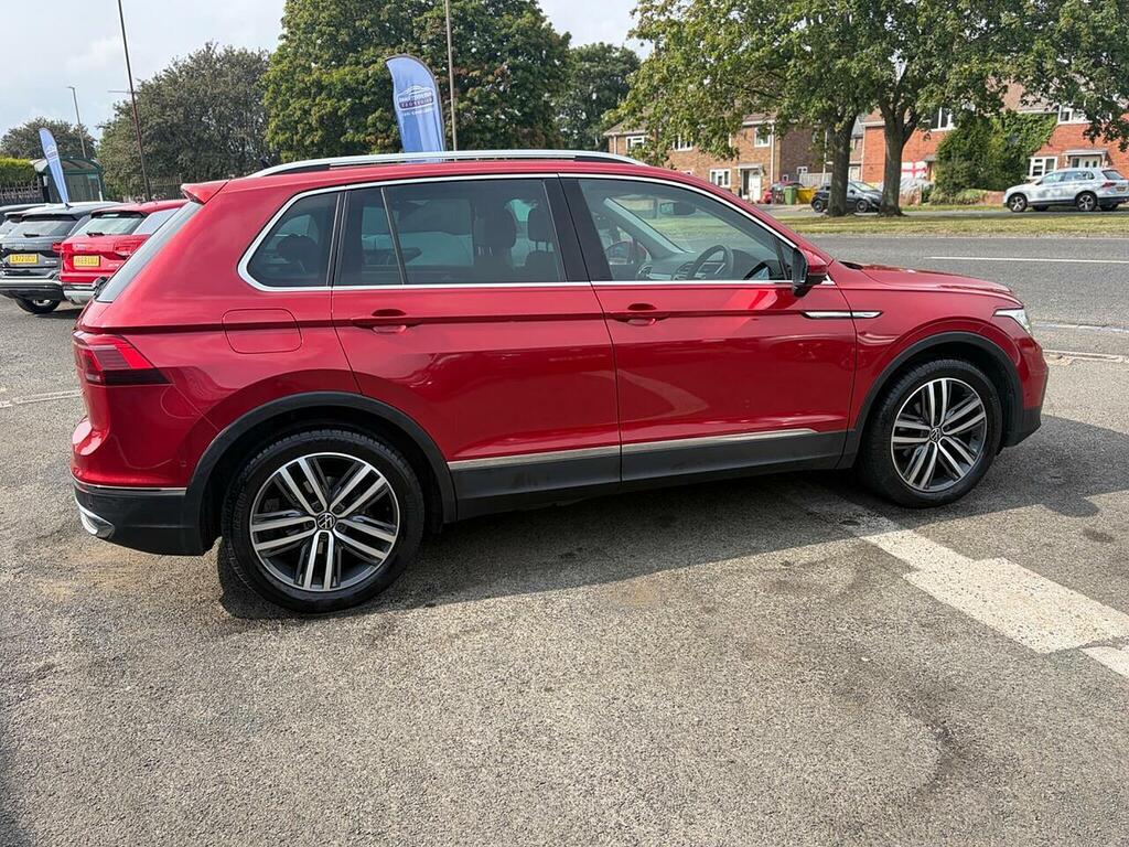 Volkswagen Tiguan 1.5 Tsi Elegance Suv Dsg Euro 6 Ss CP71KYW Red #5
