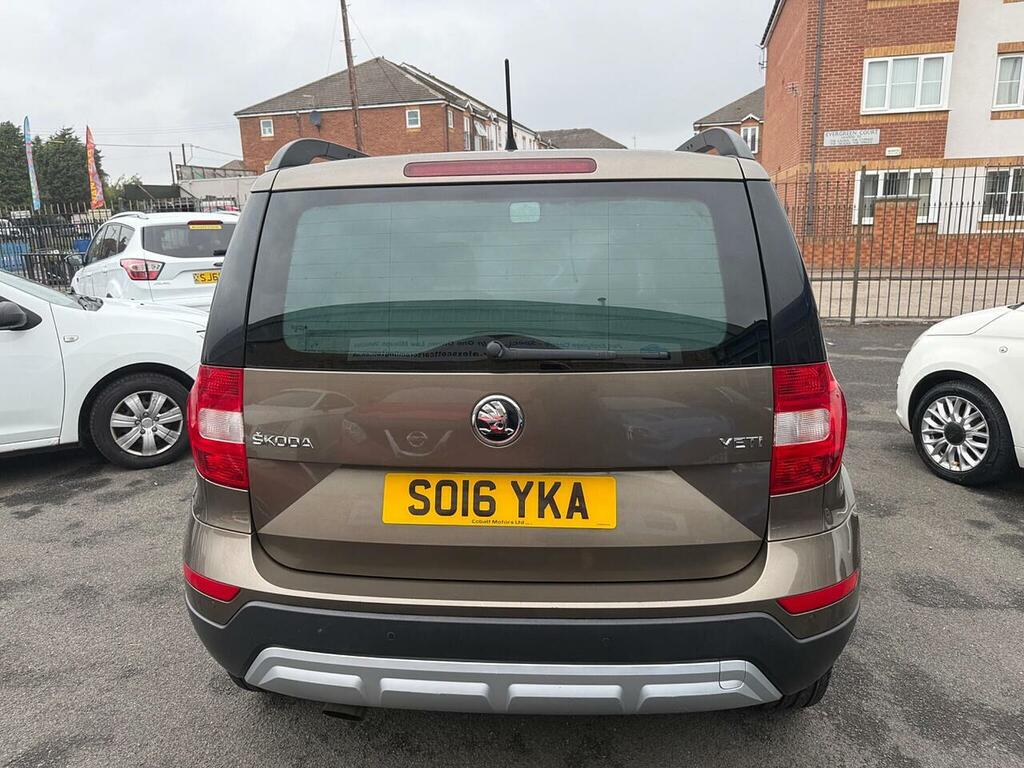 Skoda Yeti 1.2 Tsi Se Outdoor Dsg Euro 6 Ss 11 Brown #6