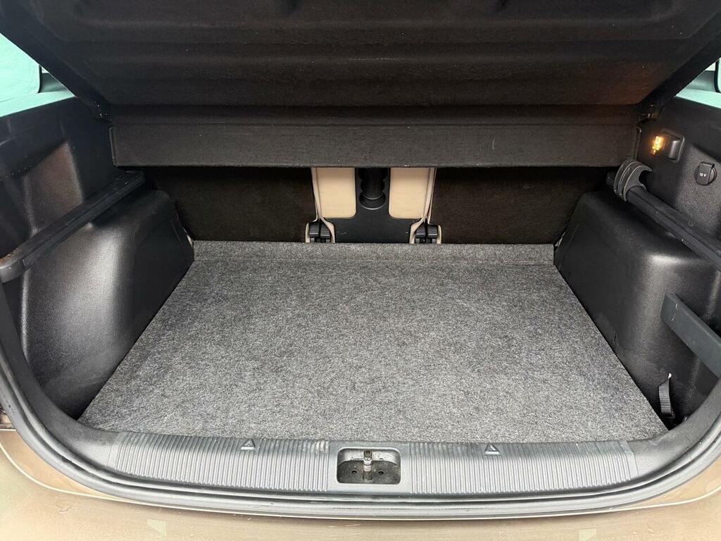 Skoda Yeti Hatchback Grey #17