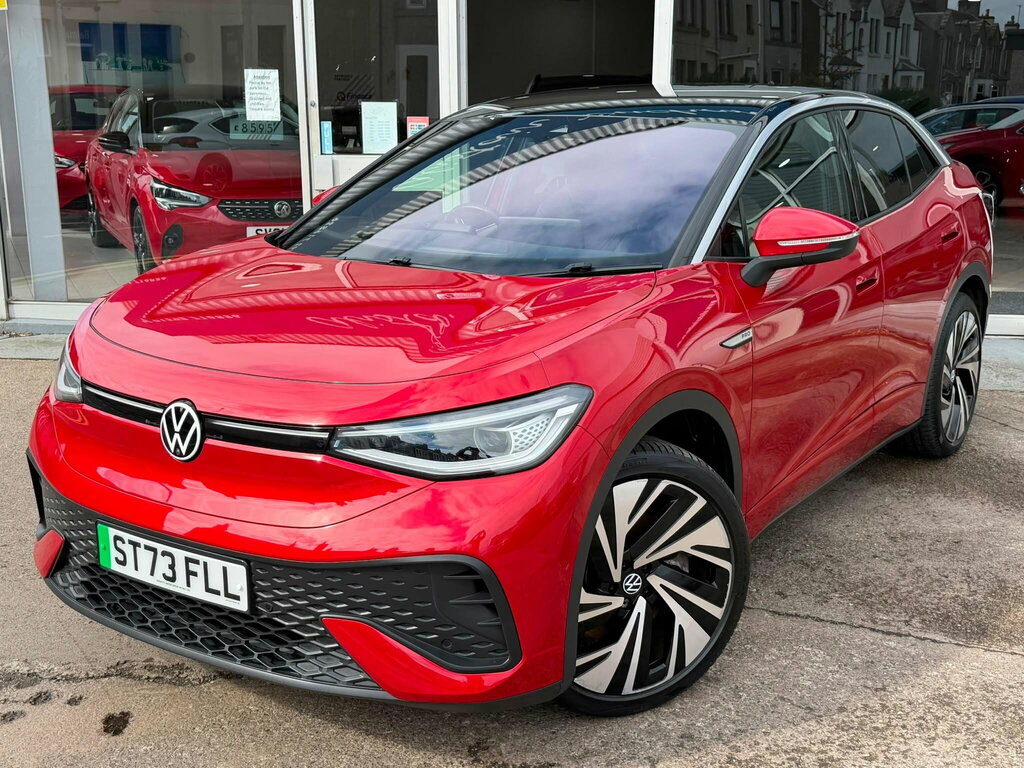 Volkswagen ID.5 Pro 77Kwh Tech Red #4