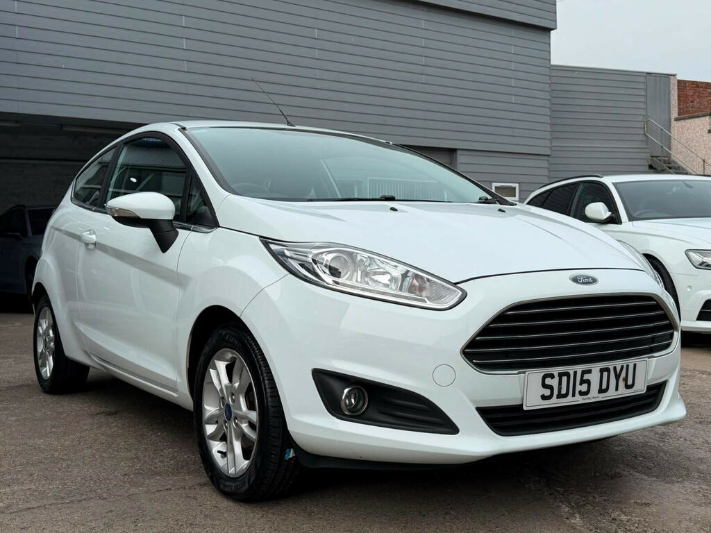 Ford Fiesta 1.25 Zetec Euro 6 SD15DYU White #2