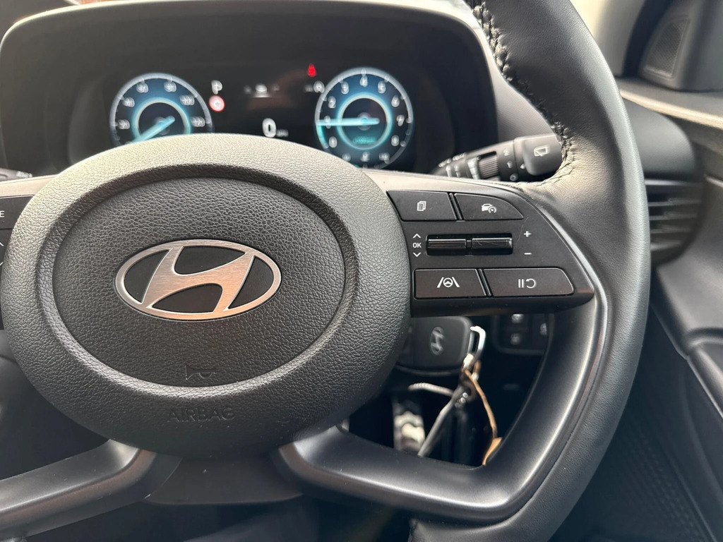 Hyundai Bayon Premium Green #44