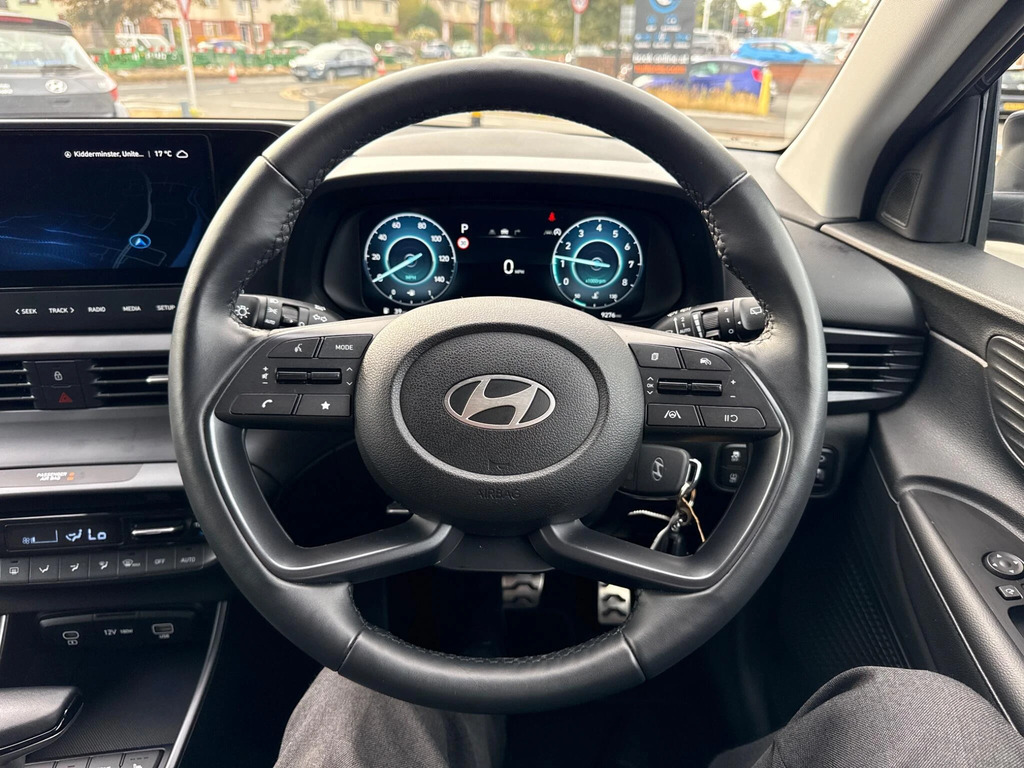 Hyundai Bayon Premium Green #42